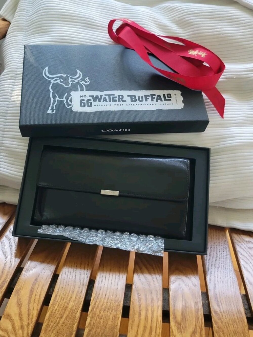 Coach Lexington Water Buffalo Leather Checkbook Wallet Black w/ Box